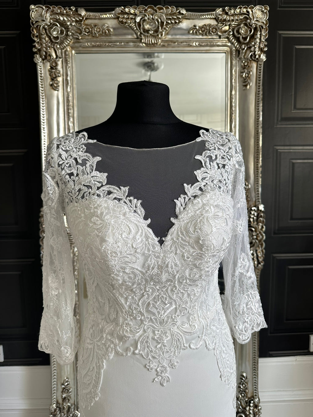White Gallery