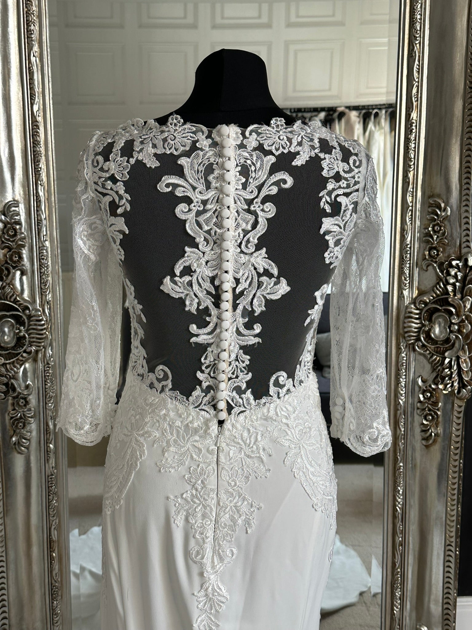White Gallery