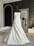 Statuesque Sparkling